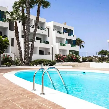 Apartman Holyhome 205